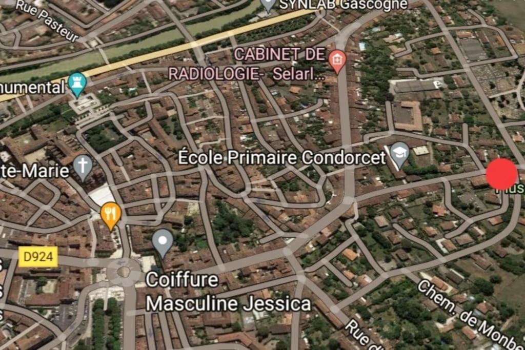 Maison De Rue: Auch Extérieur photo